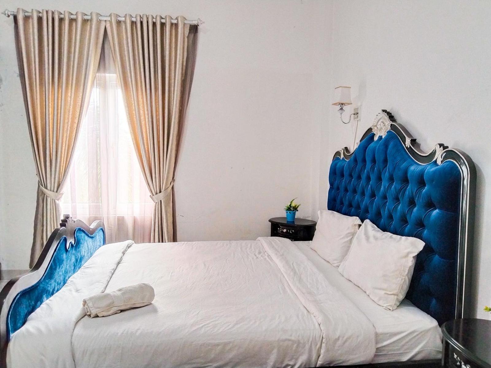 Grand Shaqilla Syariah Hotel Deli Tua ภายนอก รูปภาพ