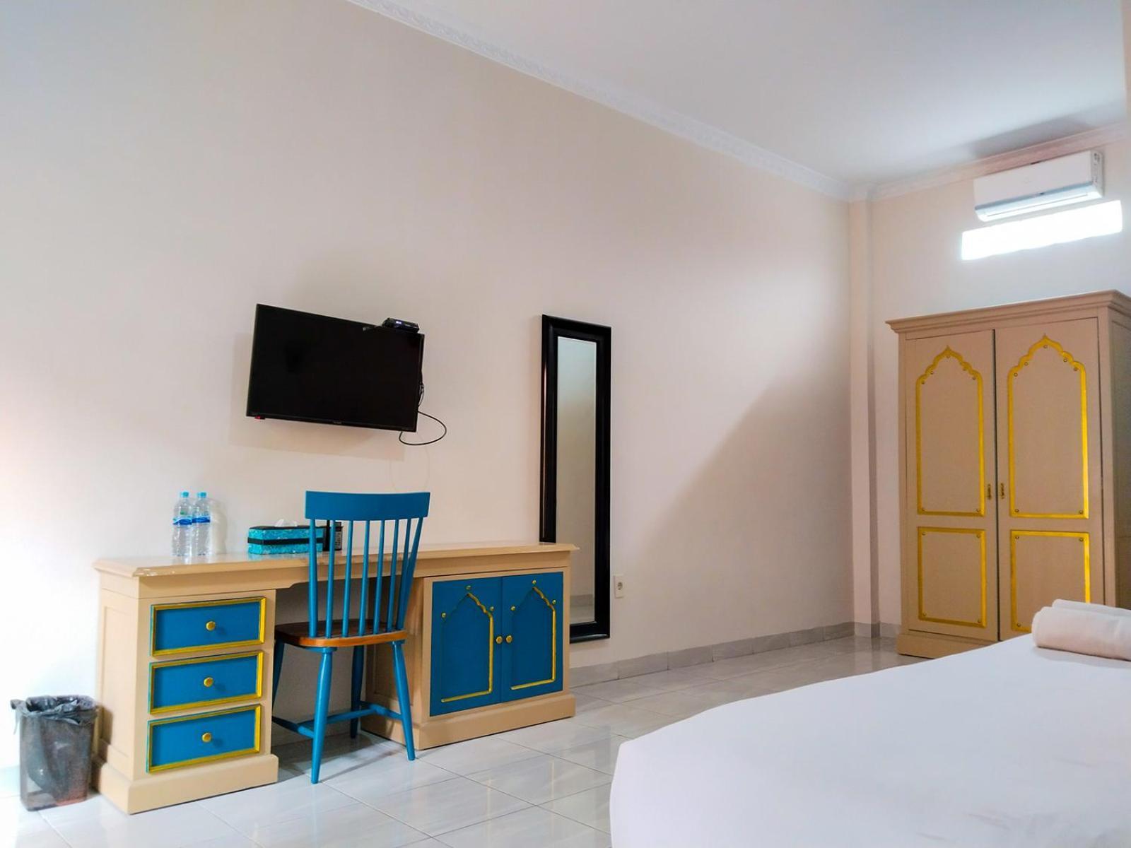 Grand Shaqilla Syariah Hotel Deli Tua ภายนอก รูปภาพ