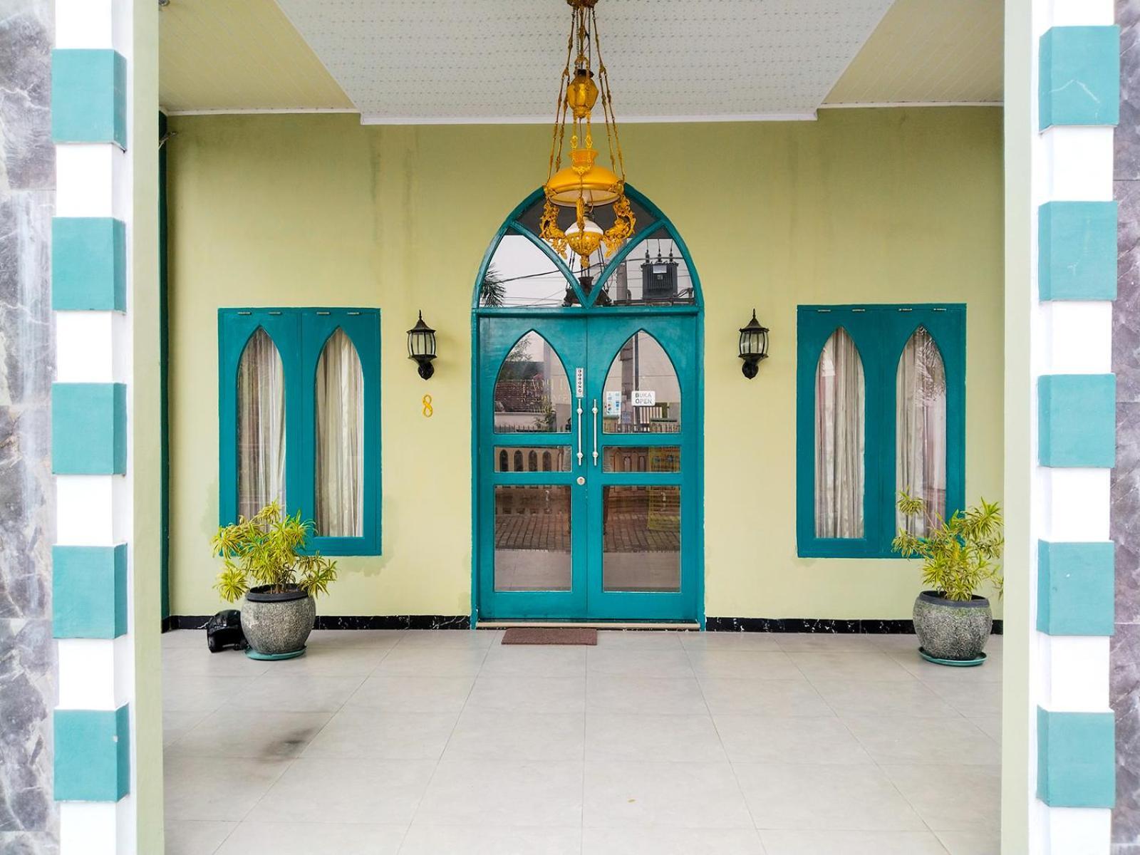 Grand Shaqilla Syariah Hotel Deli Tua ภายนอก รูปภาพ